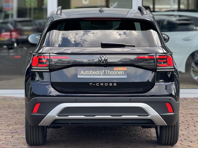 Volkswagen T-Cross 1.0 TSI Life Edition | Keyless | Camera | App-connect