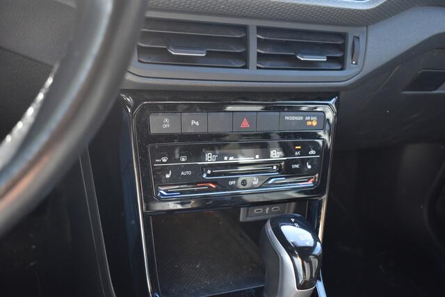 Volkswagen T-Cross 1.5 TSI R-Line 22-12-2021 | Virtual Dashboard | Navigatie | Camera | R-interieur | 12 mnd BOVAG garantie Whatsapp 06-53188999