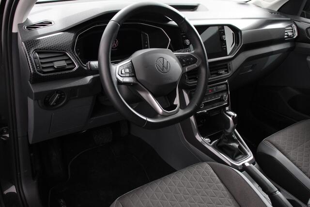 Volkswagen T-Cross 1.5 TSI DSG Style Team Navigatie Apple Carplay/Android Auto Adaptive cruise control Parkeersensoren Camera Stoelverwarming Virtual Cockpit Keyless Entry Lane assist Privacy glas