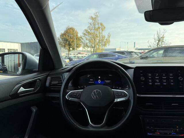 Volkswagen T-Cross 1.0 TSi Life Edition | Adaptive Cruise | Climate Control | Parkeersensoren | Carplay | 16 inch | 16.192 km!!