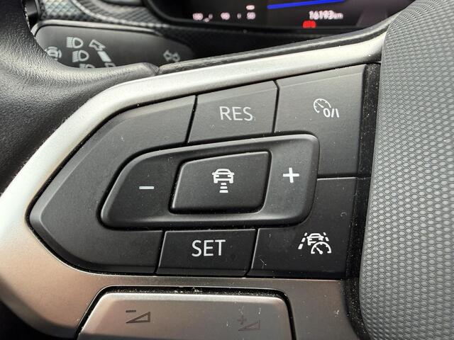 Volkswagen T-Cross 1.0 TSi Life Edition | Adaptive Cruise | Climate Control | Parkeersensoren | Carplay | 16 inch | 16.192 km!!