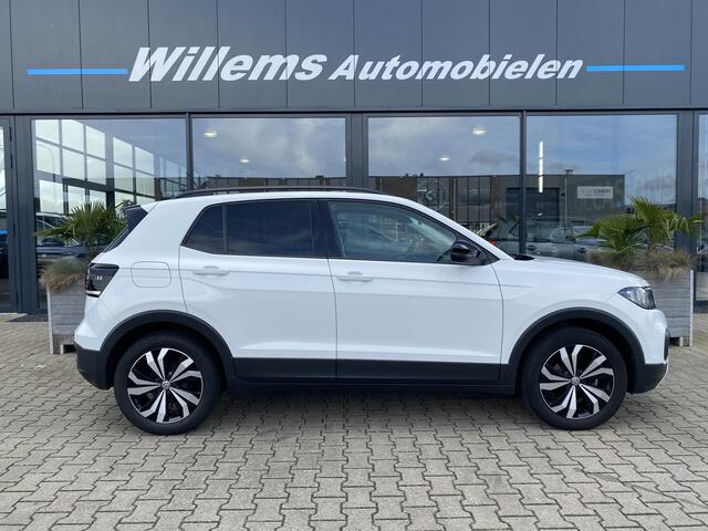 Volkswagen T-Cross 1.0 TSI Life Trekhaak, App-Connect & Adaptive Cruise