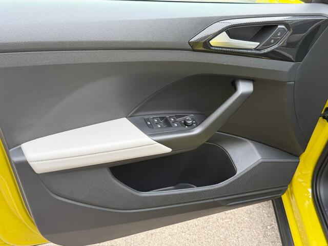 Volkswagen T-Cross 1.5 TSI 150pk DSG Style | Trekhaak | Led gril | Camera | Verlengde garantie