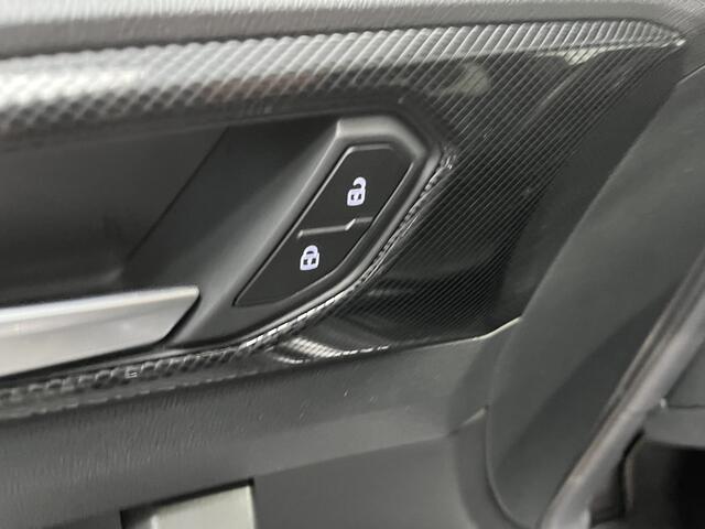 Volkswagen T-Cross 1.5 TSI R-Line / AUTOMAAT/ FABRIEKSGARANTIE T/M 2-2027/ 2X R-LINE/ APP-CONNECT/ NAVI/ MATRIX/ ADAPT. CRUISE/ PARK. SENSOREN + CAMERA/ CLIMA/ STOEL VERWARM./ 17" LMV