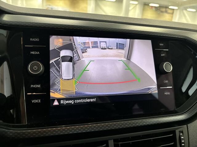 Volkswagen T-Cross 1.0 TSI 110pk DSG Life · Apple/Android Car Play · Navigatie · Camera · Airco · P-Sensoren · 16'' Inch · Garantie t/m 09-10-2027 of 100.000km