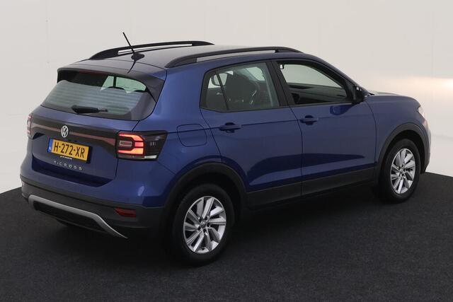 Volkswagen T-Cross 1.0 TSI Life / Digitaal dashboard / Camera / Parkeersensoren V+A / Stoelverwarming /