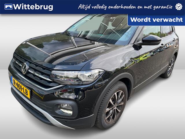 Volkswagen T-Cross 1.0 TSI Life / Digitaal dashboard / Navigatie / App connect / Parkeersensoren V+A / Trekhaak /