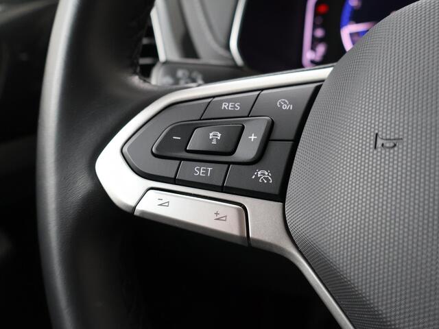 Volkswagen T-Cross 1.0 TSI R-Line | 116 PK | Automaat | Navigatiesysteem | Adaptive cruise control | R-Line |