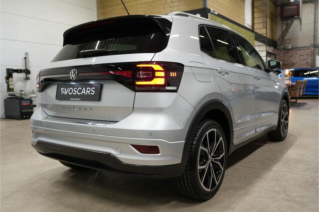 Volkswagen T-Cross 1.0 TSI 3x R-Line DSG * LED - 18" - Blind Spot - ACC - App *