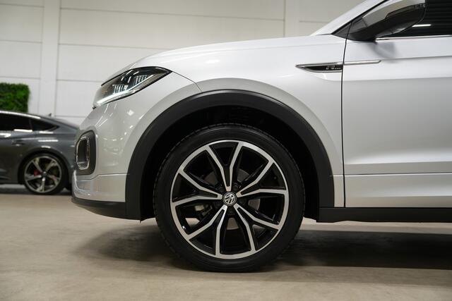 Volkswagen T-Cross 1.0 TSI 3x R-Line DSG * LED - 18" - Blind Spot - ACC - App *