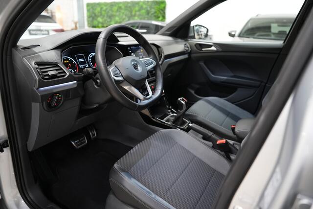 Volkswagen T-Cross 1.0 TSI 3x R-Line DSG * LED - 18" - Blind Spot - ACC - App *