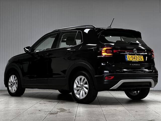 Volkswagen T-Cross 1.0 TSI Life/ Apple + Android/ Virtual Cockpit/ 16'' LMV/ DAB+/ Clima/ Adaptive Cruise/ Lane-Assist./ PDC V+A/ Navi/ Elek. pakket/ Isofix/ Bluetooth/ Multi. LEDER. Stuur/ Mistl./ LED Dagrijverl.