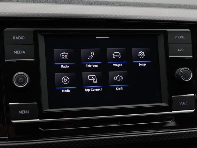 Volkswagen T-Cross 1.0 TSi 115 Pk Automaat Life | Cruise Control | Parkeersensoren | Carplay | 16 inch | 69.798 Km!!