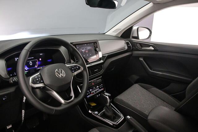 Volkswagen T-Cross Life Edition 1.0 TSI 115pk DSG Automaat Adaptive cruise control, Achteruitrijcamera, Stoelverwarming, Parkeersensoren, App connect, LED koplampen, Airco