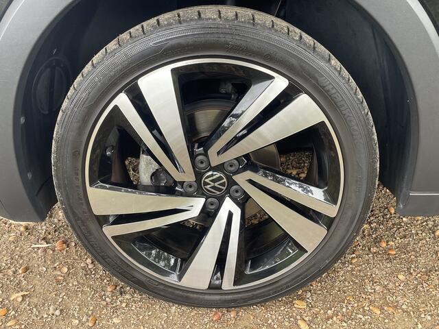 Volkswagen T-Cross 1.0 TSI R-Line | Achteruitrijcamera | Applecarplay | Cruise adaptive |