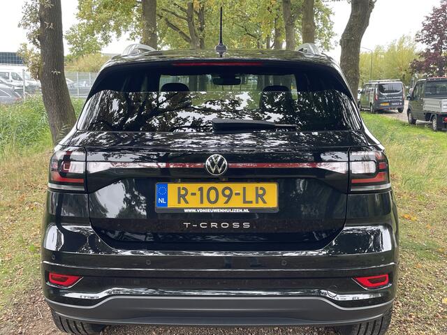 Volkswagen T-Cross 1.0 TSI R-Line | Achteruitrijcamera | Applecarplay | Cruise adaptive |