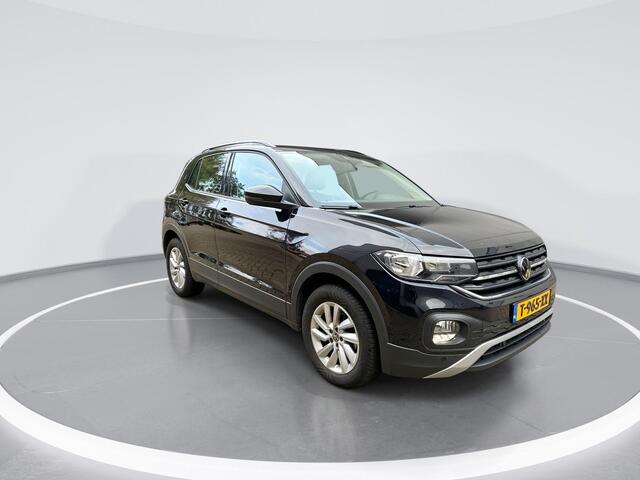 Volkswagen T-Cross 1.0 TSI 110pk DSG Style · Camera · Apple/Android Car Play · ACC · Active Info Display · Navigatie · P-Sensoren · Clima · Garantie t/m 13-10-2027 of 100.000km