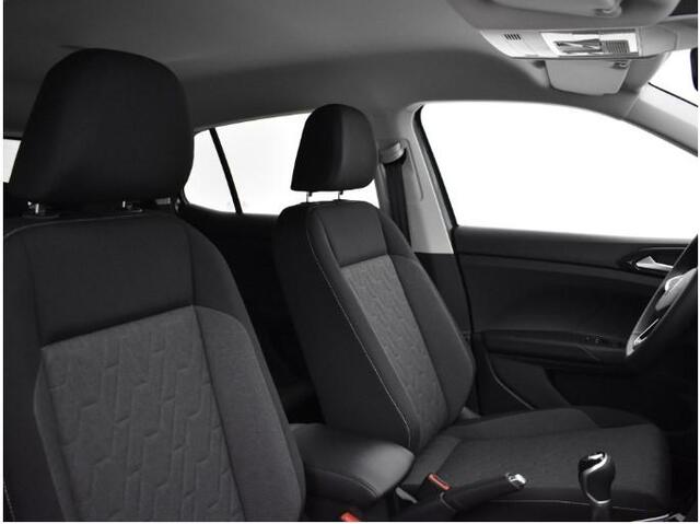 Volkswagen T-Cross Life Edition 1.0 TSI 95 pk 5 versn. Hand · Airconditioning automatisch, 2-zone (climatronic) · Velgen 'ventura', 17 inch lichtmetaal