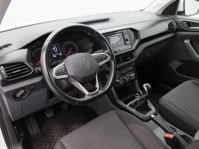 Volkswagen T-Cross 1.0 TSI Life | Adaptive Cruise | Parkeersensoren | Bluetooth | Carplay | Trekhaak | 16 inch | 81.482 Km!!