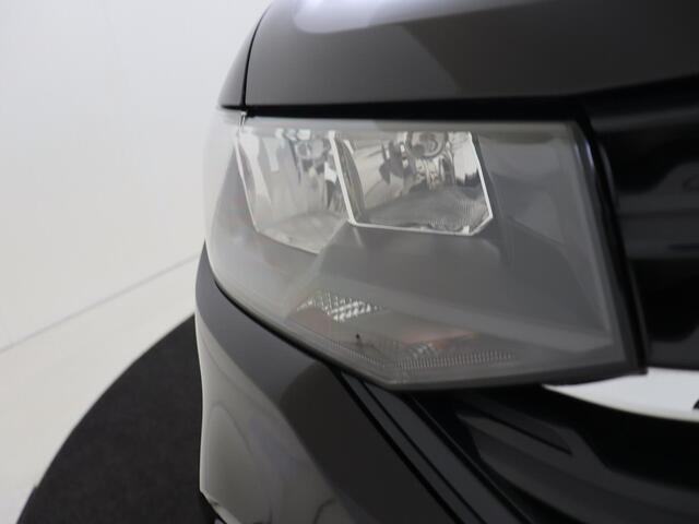 Volkswagen T-Cross 1.0 TSI Life | Dodehoek detectie | Achteruitrijcamera | CarPlay | Airco | Parkeersensoren | DAB radio | Buitenspiegels verwarmbaar |