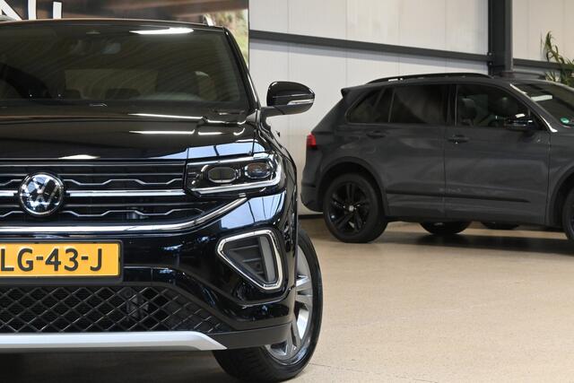 Volkswagen T-Cross 1.5 TSI 150pk R-Line Edition | IQ. Light | Trekhaak | Camera | 100% (Dealer) onderhouden label