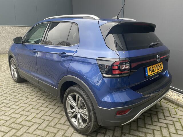 Volkswagen T-Cross automaat 1.5 TSI Style Business R design automaat Airco - Cruise control - Parkeersensoren voor en achter - Navigatie - Dakrails - Bluetooth - Dodehoek detector - Stuur leder - Stuur multifunctioneel - Start/stop systeem - Radio - Licht metalen velgen 17 