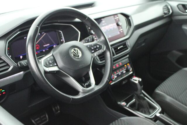 Volkswagen T-Cross 1.0 TSI 116pk DSG 2x R-Line Trekhaak Camera Stoelverwarming Keyless Virtual Cockpit Navigatie