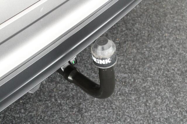 Volkswagen T-Cross 1.0 TSI 116pk DSG 2x R-Line Trekhaak Camera Stoelverwarming Keyless Virtual Cockpit Navigatie