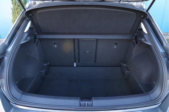 Volkswagen T-Roc 1.0 TSI Style Multimedia/ECC/LMV/NAV/PDC/ADAPT.CRUISE/LANE ASSIST.