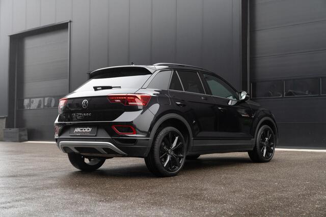 Volkswagen T-Roc 1.5 TSI R-Line 150PK | Virtual | Pano | Keyless | Massage Ergo Active | Camera | Lane & Side Assis | Front Assis | Sfeer | Elekt Achterklep