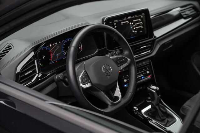 Volkswagen T-Roc 1.5 TSI R-Line 150PK | Virtual | Pano | Keyless | Massage Ergo Active | Camera | Lane & Side Assis | Front Assis | Sfeer | Elekt Achterklep