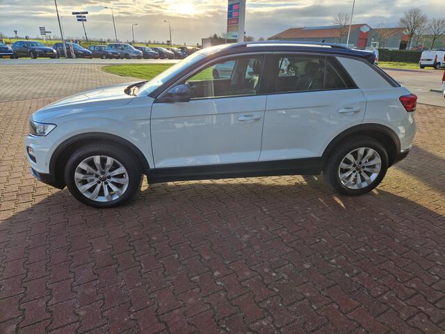 Volkswagen T-Roc 1.0 TSI Style Business 12 MND BOVAG GAR. | NAVI | TWO TONE LAK | ACC | PDC V+A | CLIM. CONTR. | APPLECARPLAY/ANDROID AUTO