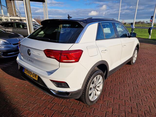 Volkswagen T-Roc 1.0 TSI Style Business 12 MND BOVAG GAR. | NAVI | TWO TONE LAK | ACC | PDC V+A | CLIM. CONTR. | APPLECARPLAY/ANDROID AUTO