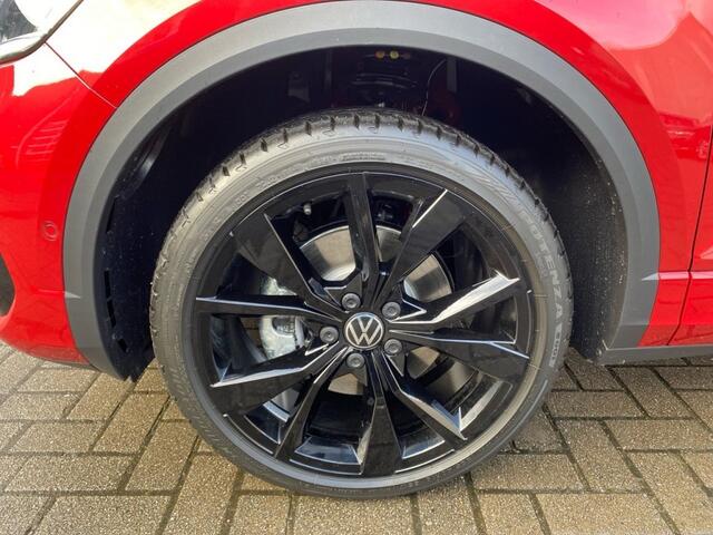 Volkswagen T-Roc 1.5 TSI DSG R-LINE BLACK-OPTIC PANO-DAK/CAMERA/CARPLAY/ACC/STOEL