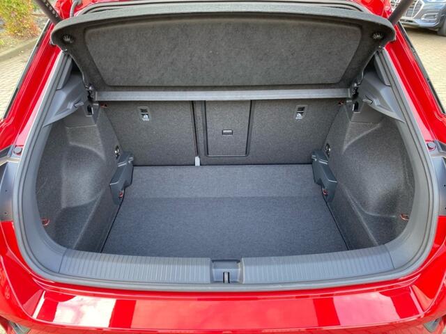 Volkswagen T-Roc 1.5 TSI DSG R-LINE BLACK-OPTIC PANO-DAK/CAMERA/CARPLAY/ACC/STOEL