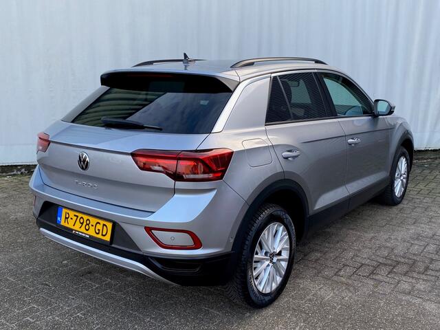 Volkswagen T-Roc 1.5 TSI Life Business Carplay / Clima / Stoelverw