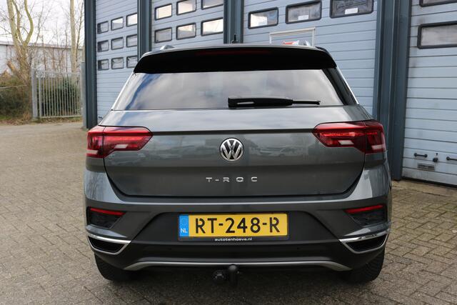 Volkswagen T-Roc 1.5 TSI Sport Virtual cockpit Xenon Pdc Camera T-haak Bj:2018