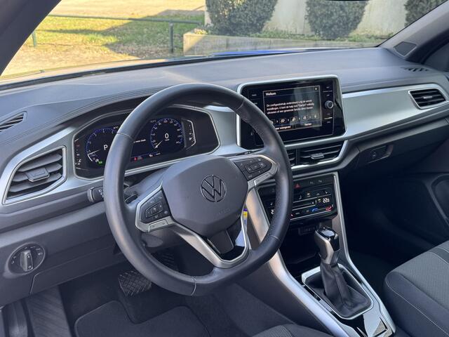Volkswagen T-Roc Cabrio 1.5 TSI Style Stuurverwarming, adaptief cruise control, Camera, DAB-tuner, windscherm . Een proefrit levert het bewijs. Neem contact op en we maken een afspraak!