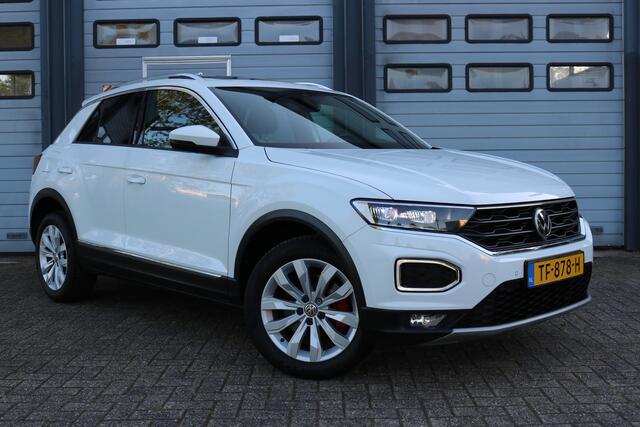 Volkswagen T-Roc 1.5 TSI Sport Xenon Panodak Navi Virtual cockpit T-haak Bj:2018