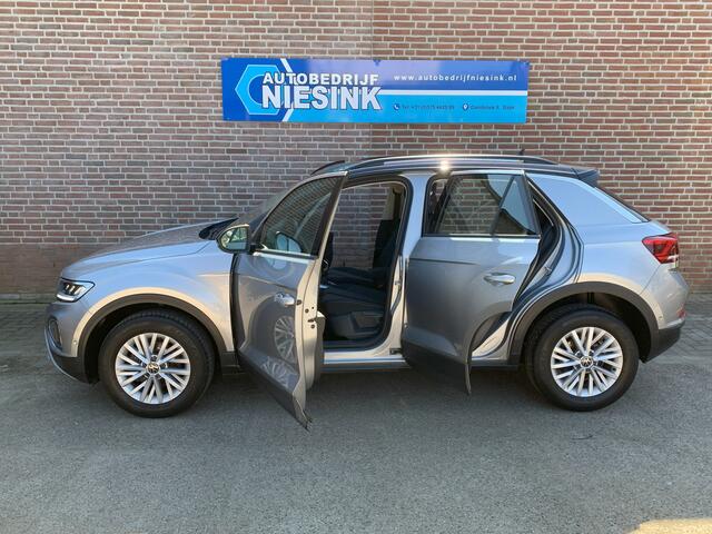Volkswagen T-Roc 1.0 TSI Life