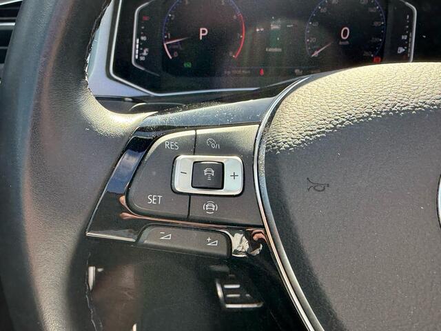 Volkswagen T-Roc Cabrio 1.5 TSI Style 150pk Automaat | Adaptieve Cruise | Stoelverwarming | Digitale Cock pit | Dealer onderhouden | Dodehoeksensoren