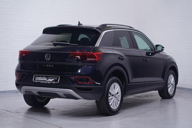 Volkswagen T-Roc 1.0 TSI Life Apple Carplay Clima PDC v+a Led koplampen Virtual cockpit Stoelverwarming