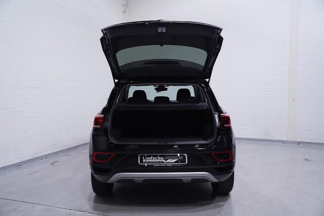 Volkswagen T-Roc 1.0 TSI Life Apple Carplay Clima PDC v+a Led koplampen Virtual cockpit Stoelverwarming