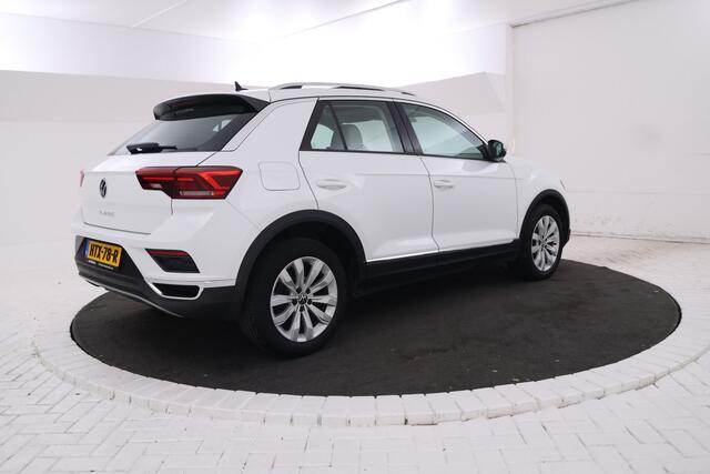 Volkswagen T-Roc 2.0 TDI Sport Automaat, Panorama, Leer, Climate,