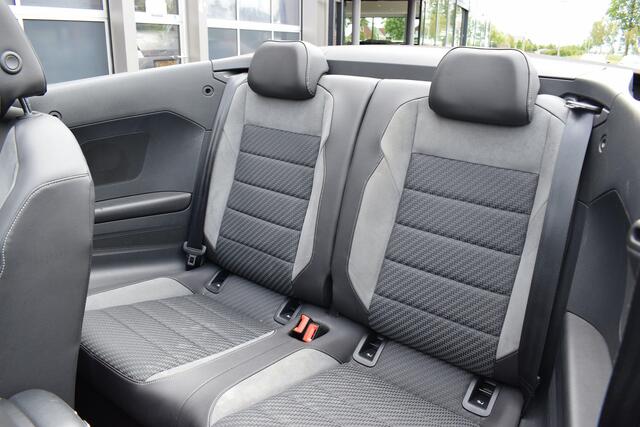 Volkswagen T-Roc Cabrio 1.5 TSI R-Line | Apple CarPlay | Stoelverw. | Half Leer | Climate