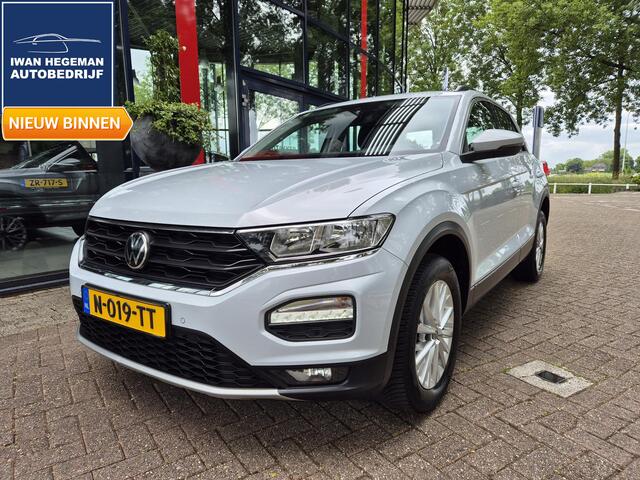Volkswagen T-Roc 1.0 TSI Style | PDC voor en achter | Achteruitrijcamera | LM Velgen | Airco | Cruise Controle