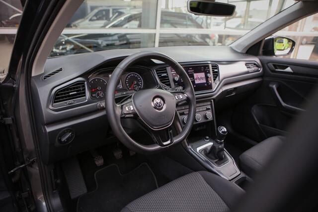 Volkswagen T-Roc 1.0 TSI Sport | Pano |