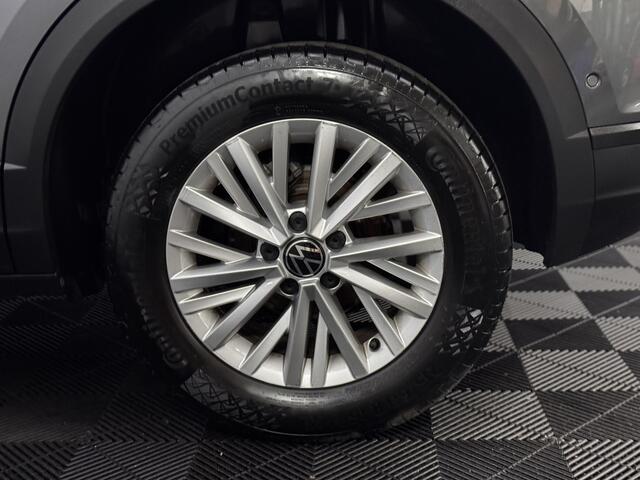 Volkswagen T-Roc 1.5 TSI Life Clima, Parkeersensoren, Apple carplay, Cruise control, Virtual desk, A start stop