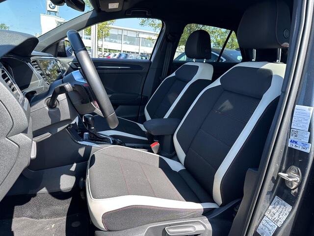 Volkswagen T-Roc 2.0 TSI DSG 4Motion Sport 190 PK | Trekhaak | Winterpakket | Parkeersensoren | Executive