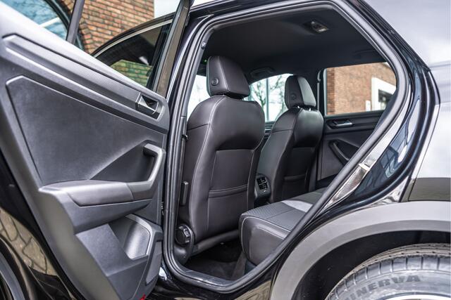 Volkswagen T-Roc 2.0 TSI 4Motion R Navigatie, Achteruitrijcamera, Virtual cockpit